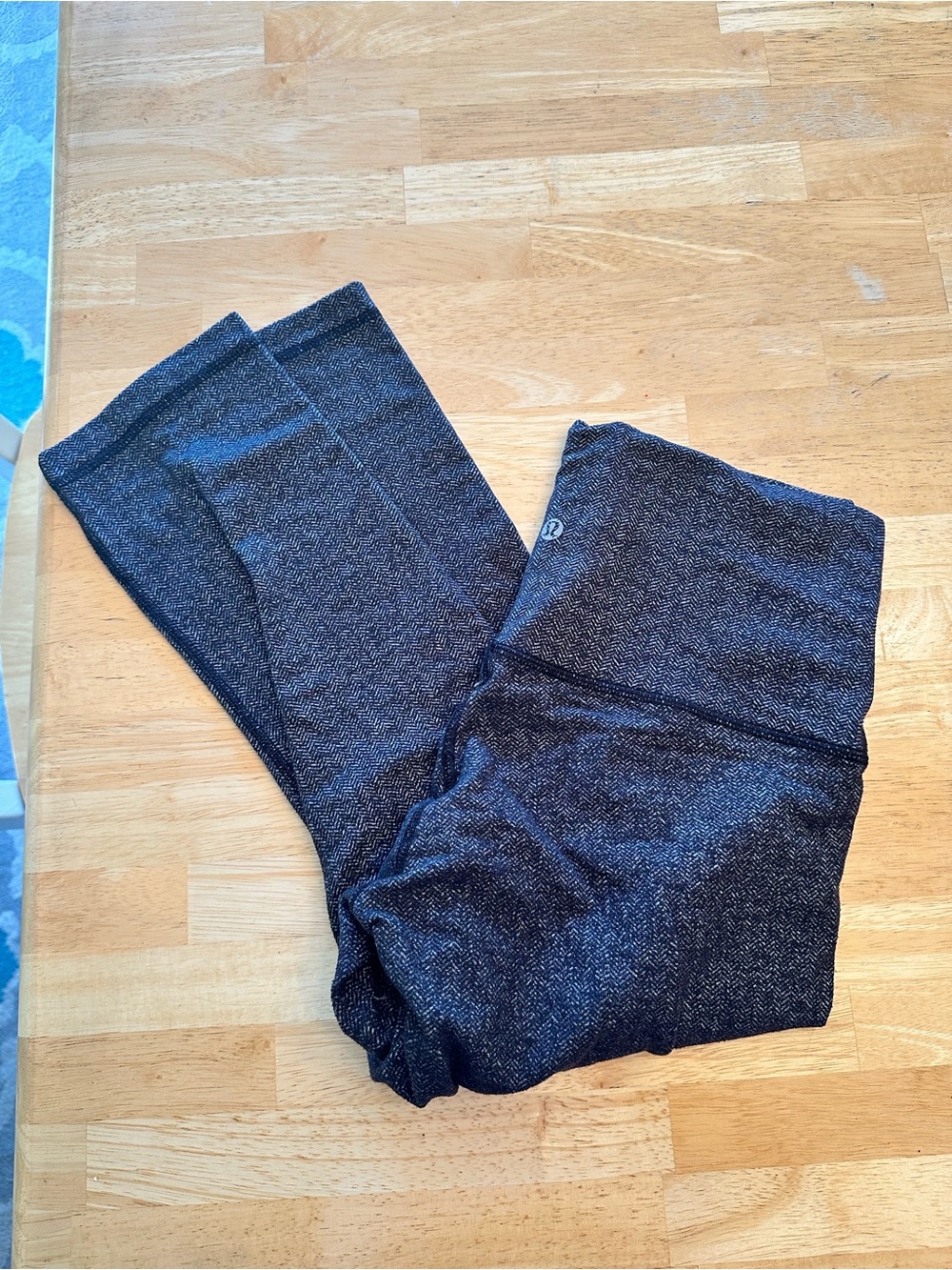 Lululemon cropped leggings size 8